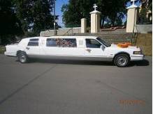 ox_wynajem-limuzyny-lincoln-town-car-9-osobowy-dwa-mercedesy-i-bus