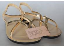 ox_sprzedam-sliczne-sandalki-marki-bassano-rozmiar-37