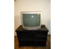ox_sprzedam-telewizor-20z-dvb-t-i-stolik-tv