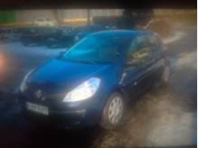 ox_renault-clio-3-2009r-12-benzyna-128-000-km
