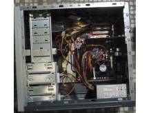 ox_komputer-stacjonarny-p4-mainboard
