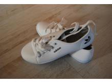 ox_sprzedam-buty-firmy-adidas-roz-37-nowe