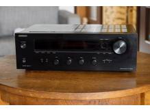ox_amplituner-onkyo-tx-8020