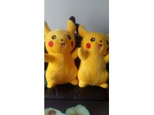 ox_duza-maskotka-picachu-nowa-2szt