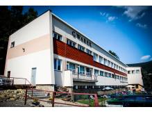ox_zatrudnie-osobe-na-stanowisko-kelnerka-praca-na-stale