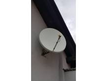 ox_antena-satelitarna-talerz-z-jednym-konwerterem