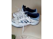 ox_buty-sportowe-adidas-damskie-lub-meskie