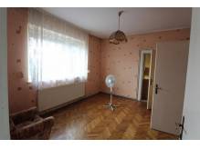 ox_na-sprzedaz-dwa-lokale-mieszkalne-w-cieszynie-biuro-best