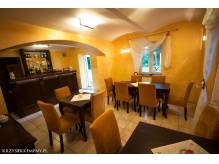 ox_do-wynjecia-restauracjakawiarnia-przy-pensjonacie-w-centrum-ustronia