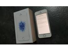 ox_apple-iphone-se-32gb-komplet