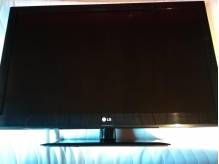 ox_fajny-telewizor-42-cale-duzy