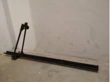 ox_sprzedam-uniwersalny-bagaznik-rowerowy-na-dach-2-szt