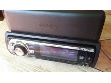 ox_rewelacyjny-radioodtwrzacz-cd-mp3-z-usb-oraz-aux-sony