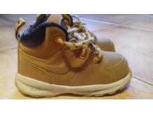 ox_sprzedam-buty-zimowe-dzieciece-rozm225-23cm
