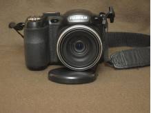 ox_aparat-cufrowy-fujifilm-s1700