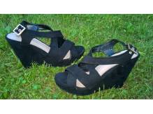 ox_sprzedam-buty-damskie-na-koturnie