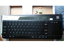 ox_klawiatura-bezprzewodowa-z-touchpadem