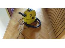 ox_sprzedam-nowy-odkurzacz-pioracy-karcher