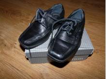 ox_oddam-za-20-zl-eleganckie-buty-chlopiece-w-rozmiarze-28