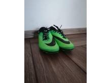 ox_sprzedam-buty-korki-firmy-nike