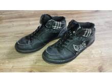 ox_buty