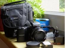 ox_aparat-fotograficzny-samsung-nx-2000
