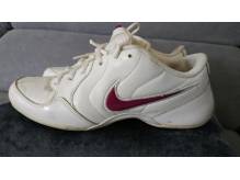 ox_nike