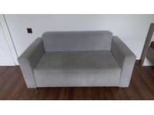 ox_sofa-hugo-2