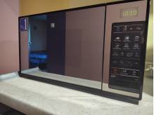 ox_mikrofalowka-samsung-ge83x
