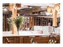 ox_kelner-ala-carte-km-aries-hotel-spa-wisla