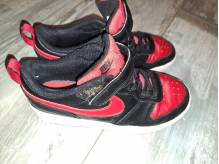 ox_sprzedam-adidasy-z-firmy-nike-rozmiar-33