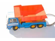 ox_stara-zabawka-samochod-renault-joustra-na-kabel
