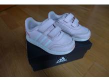 ox_buty-dla-dziewczynki-adidas-roz-25