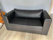 ox_sofa-kanapa-dwuosobowa-rozkladana-czarna-askeby-z-ikea
