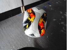 ox_pilka-adidas