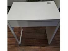 ox_biurko-krzeslo-ikea
