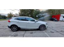ox_sprzedam-volvo-v40-cross-country-t3-1969cm-152km-2015r