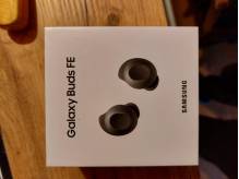 ox_sluchawki-bezprzewodowe-samsung-galaxy-buds-fe-sm-r400nza-dokanalowe