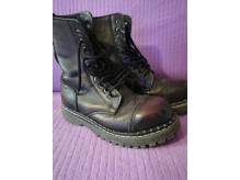 ox_sprzedam-prawie-nowe-buty-cena-od-50-zl-do-70-zl-skoczow