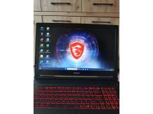 ox_laptop-gamingowy-msi-gl-73-8-rc