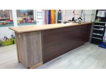 ox_lada-drewniana-dwuczesciowa-300-cm-i-160-cm-wyposazenie-sklepu
