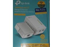 ox_transmiter-sieciowy-tp-link-powerline-tl-wpa4220-kit-av600