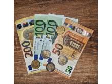 ox_euro-dolar-korona-czeska-i-wiele-wiecej
