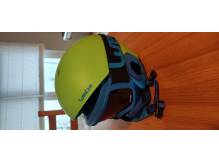 ox_kask-narciarski-wedze-z-goglami
