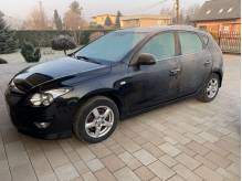 ox_hyundai-i30-14-benzyna-maly-przebieg-75tys-km-rok-2011