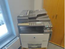 ox_kserokopiarka-drukarka-skaner-konica-minolta-bizhub-210