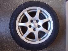 ox_felgi-z-oponami-goodyear-ultra-grip-9-20555-r16