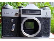 ox_aparat-fotograficzny-zenit-e-wersja-olimpijska-body