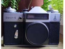 ox_aparat-fotograficzny-zenit-e-wersja-olimpijska-body