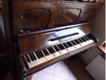 ox_sprzedam-pianino